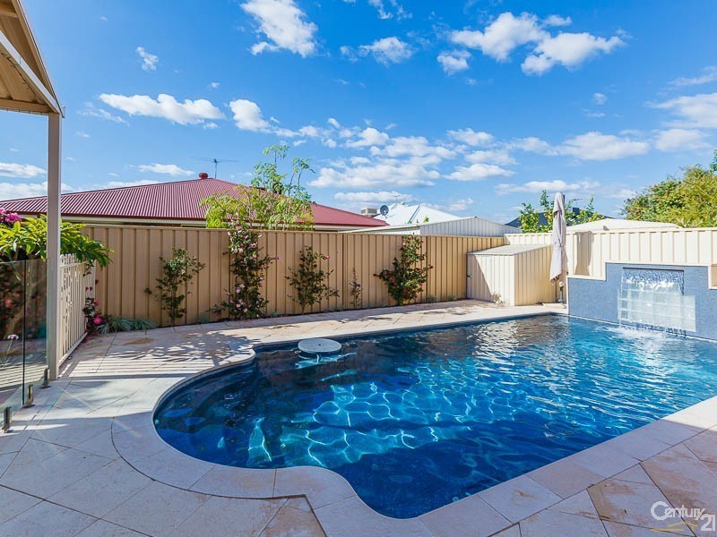 9 Calley Way, Canning Vale WA 6155