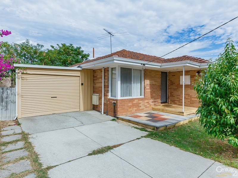 15 Broadley Place, Gosnells WA 6110