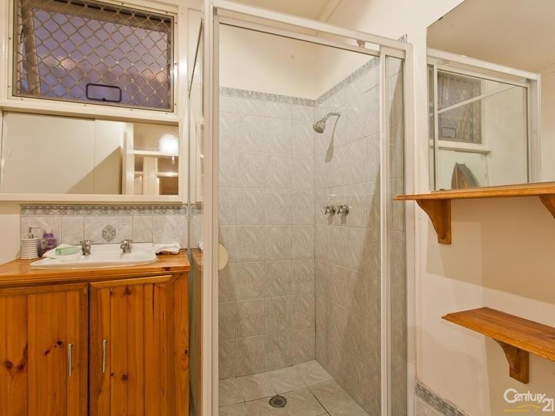 23 Kenmare Avenue, Thornlie WA 6108