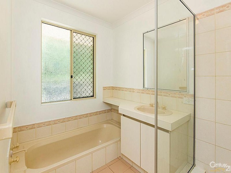 805 Gill Street, Mundaring WA 6073