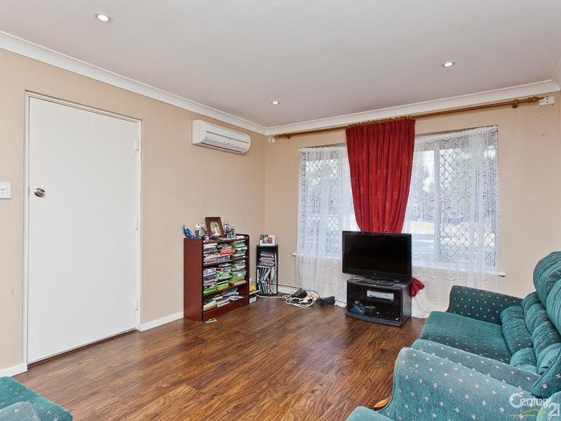 12 Durnsford Way, Camillo WA 6111