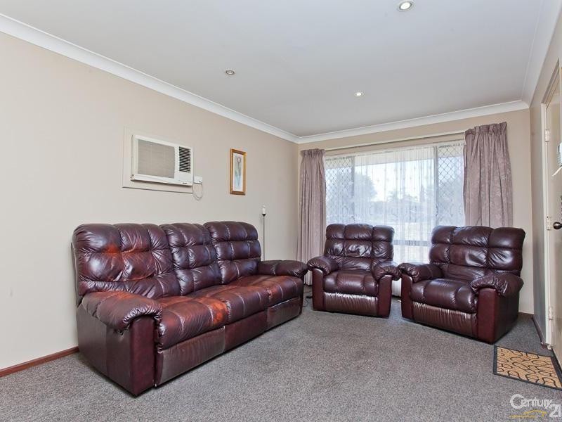 1 Lawrence Street, Gosnells WA 6110