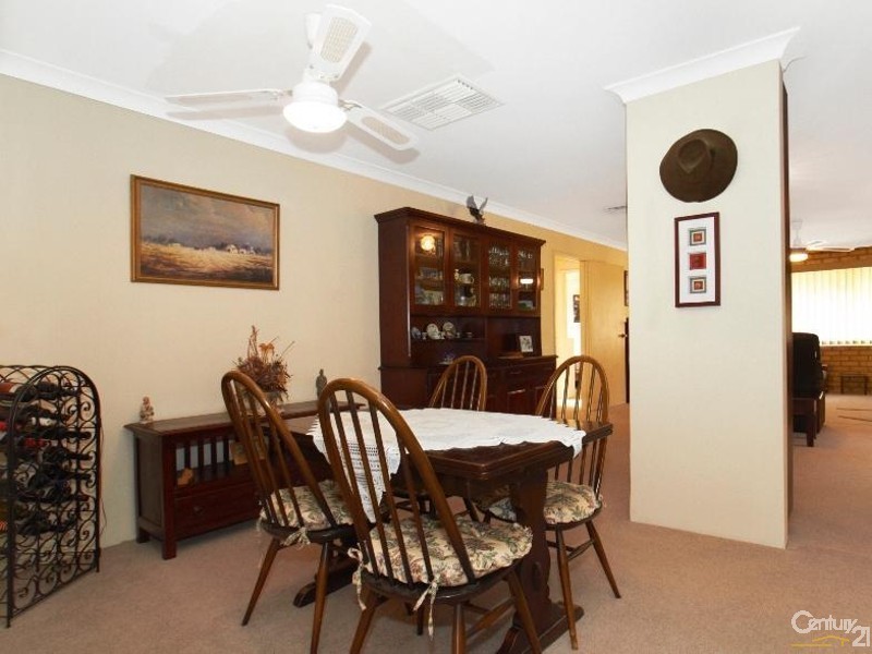 3 Maitland Place, Thornlie WA 6108