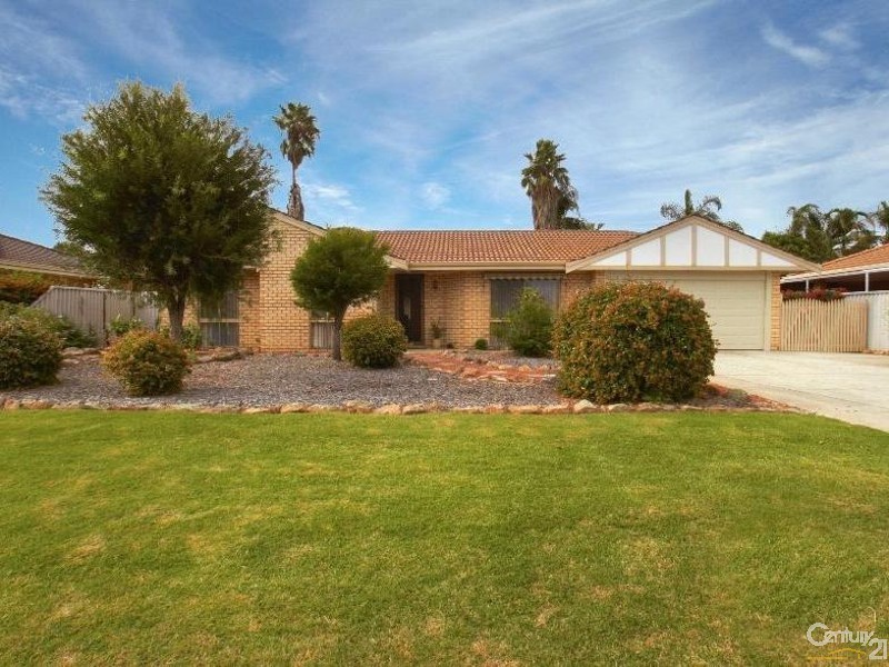 3 Maitland Place, Thornlie WA 6108