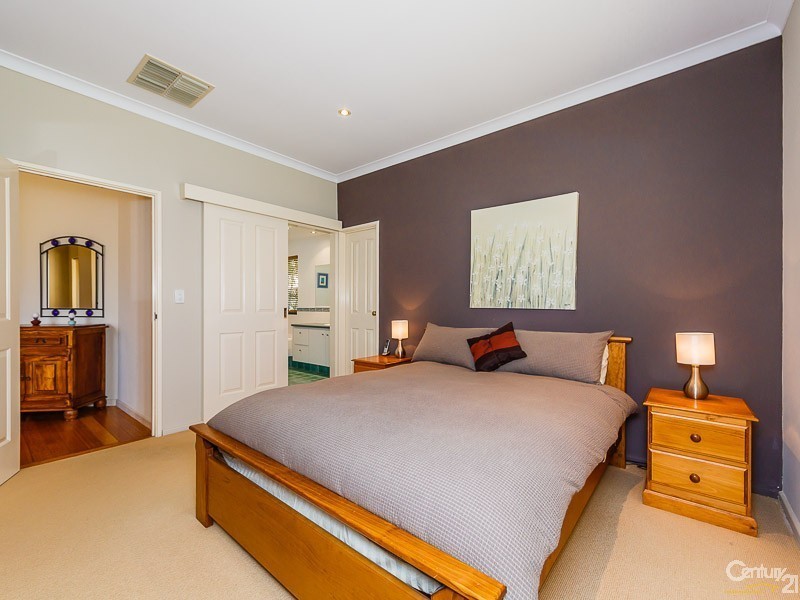 7 Haddon Way, Canning Vale WA 6155