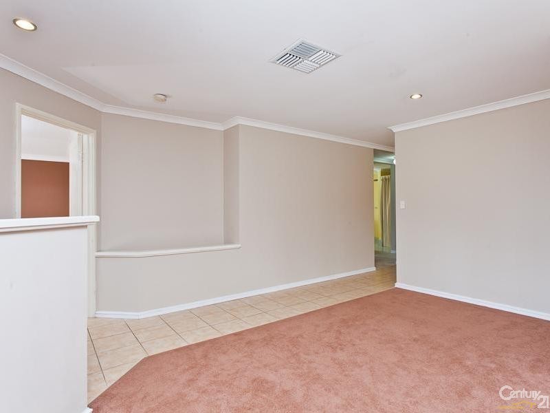 2 Turf Glen, Thornlie WA 6108