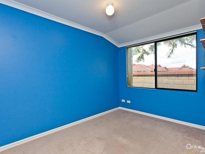 2 Turf Glen, Thornlie WA 6108