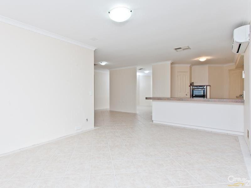 5 Firefalls Close, Huntingdale WA 6110