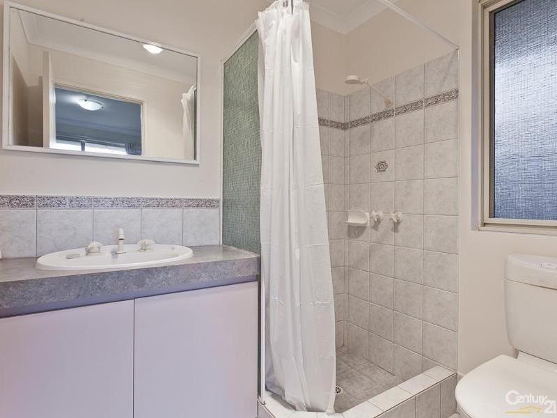 5 Firefalls Close, Huntingdale WA 6110