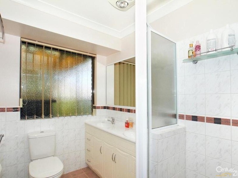 7 Hill Court, Thornlie WA 6108