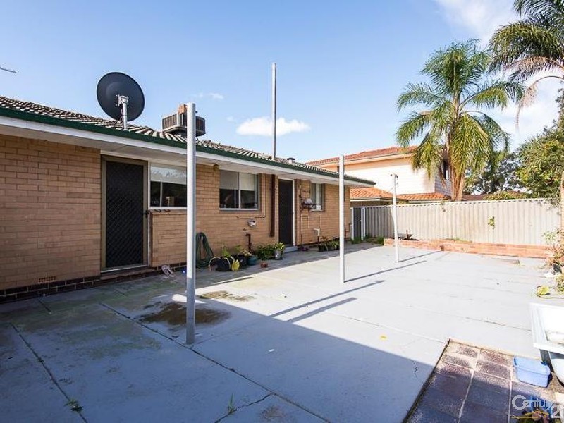 17 Lennox Road, Thornlie WA 6108