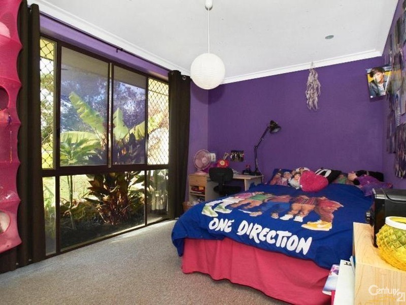 24 Hackettiana Avenue, South Lake WA 6164