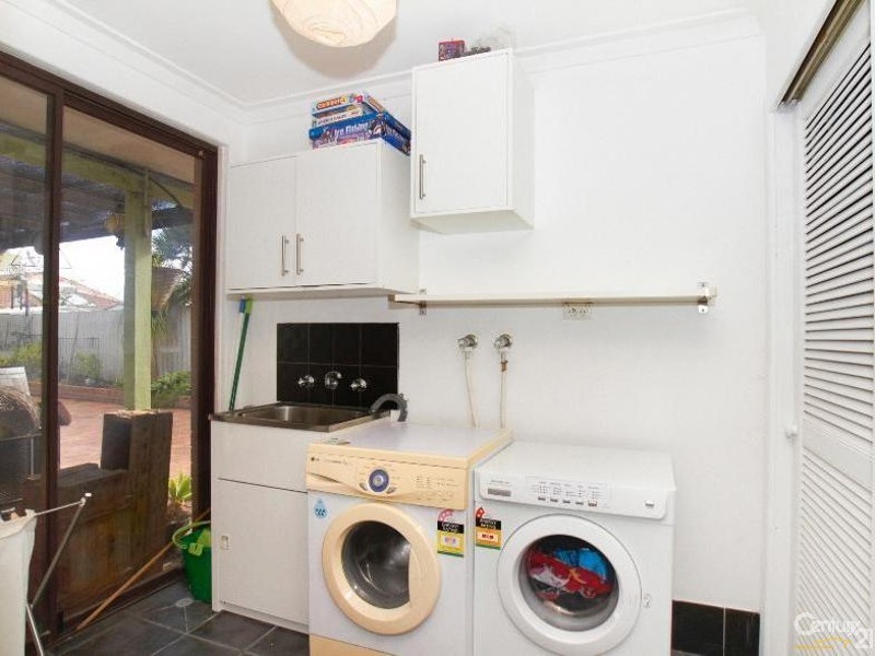 24 Hackettiana Avenue, South Lake WA 6164