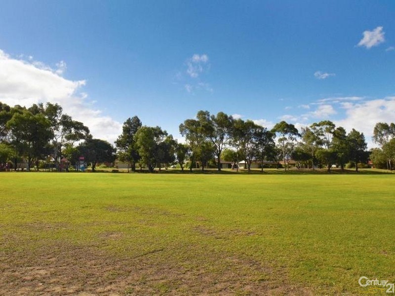 24 Hackettiana Avenue, South Lake WA 6164