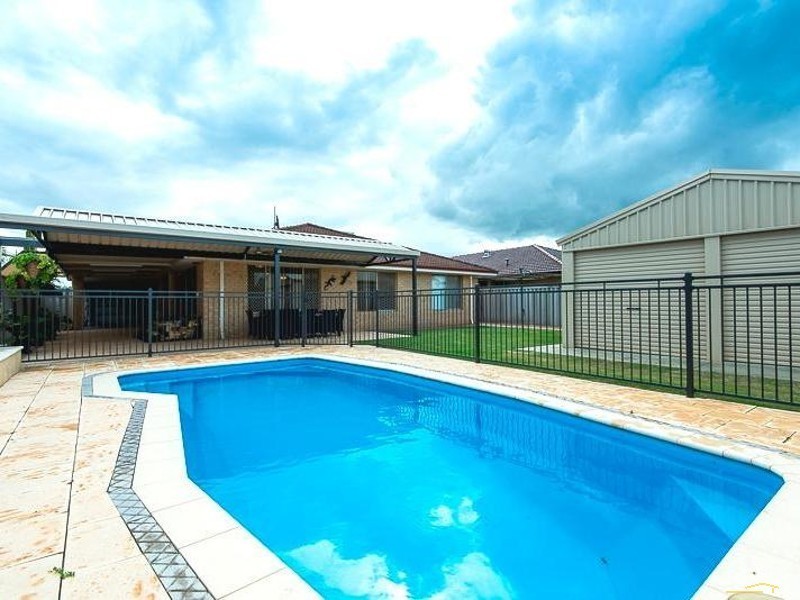 10 Debutante Close, Huntingdale WA 6110