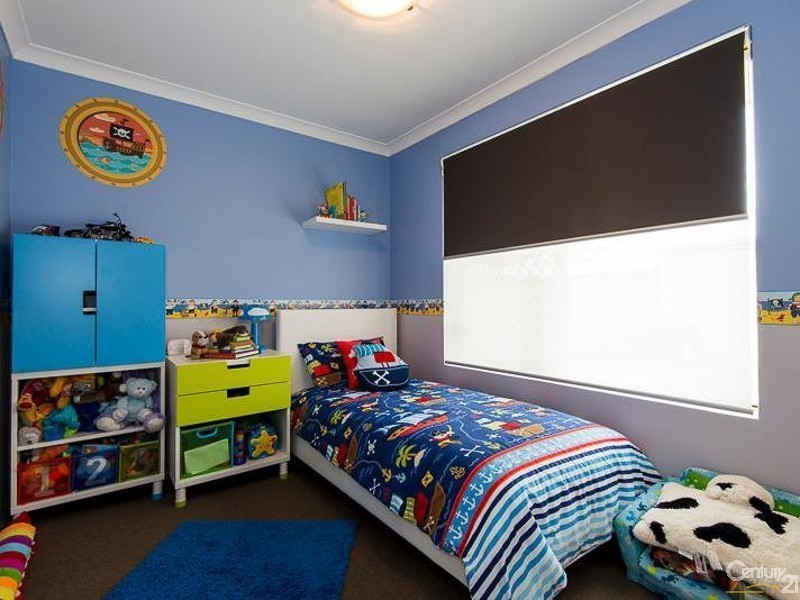 10 Debutante Close, Huntingdale WA 6110