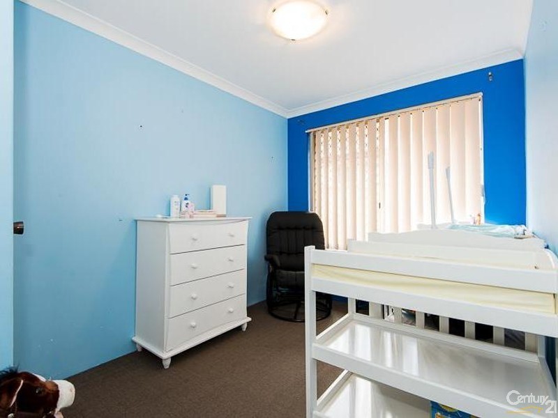 10 Debutante Close, Huntingdale WA 6110