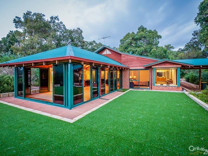 54 Bruns Drive, Darling Downs WA 6122