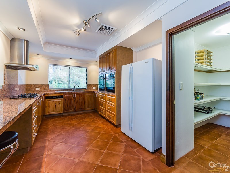 54 Bruns Drive, Darling Downs WA 6122