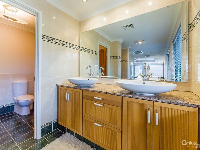 54 Bruns Drive, Darling Downs WA 6122