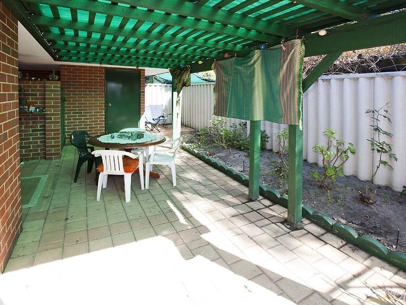 20/2 Glennis Close, Gosnells WA 6110