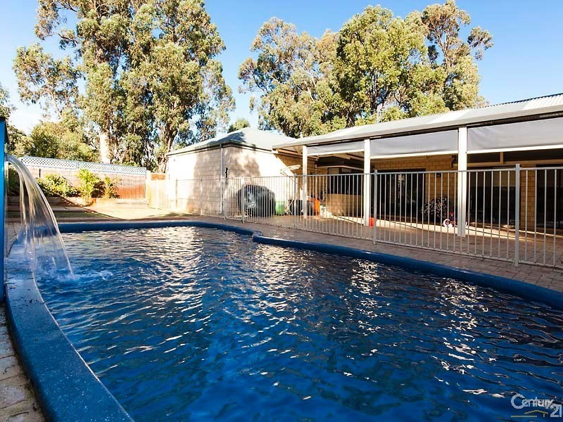 28 Oak Way, Baldivis WA 6171