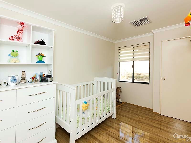 28 Oak Way, Baldivis WA 6171