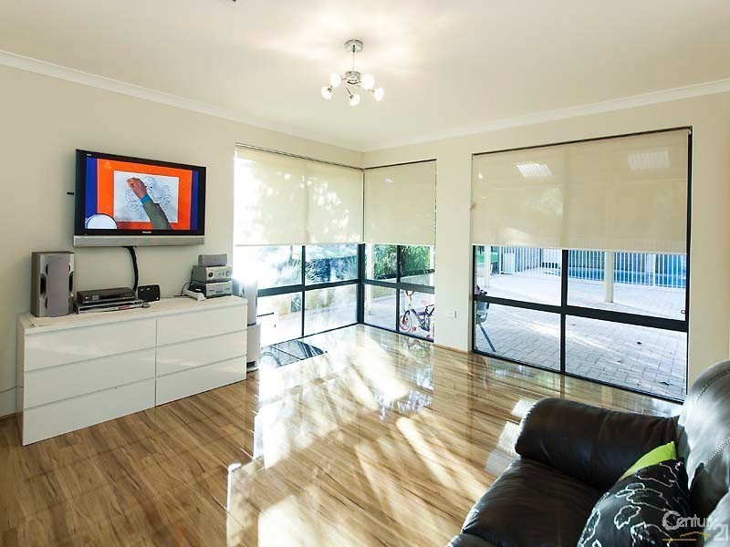28 Oak Way, Baldivis WA 6171