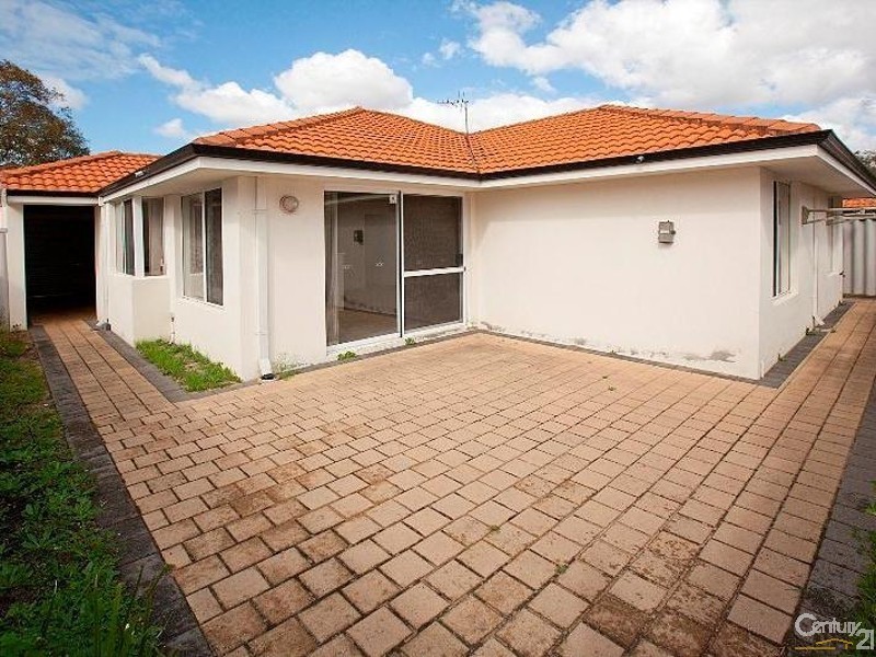 12a Gochean Avenue, Bentley WA 6102