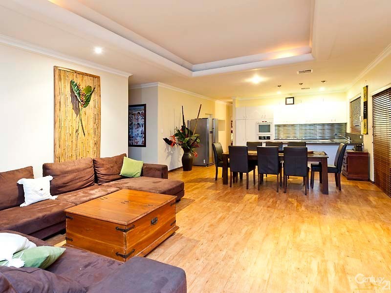 109 Brooklands Drive, Henley Brook WA 6055