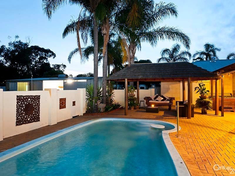 109 Brooklands Drive, Henley Brook WA 6055