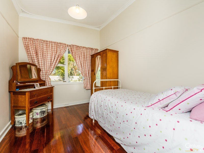 14 Bexley Street, Gosnells WA 6110