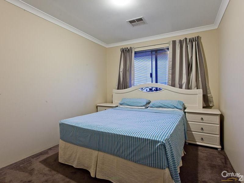 16 Parkview Drive, Southern River WA 6110