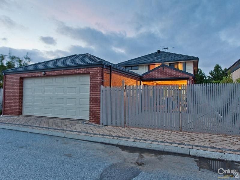 16 Parkview Drive, Southern River WA 6110