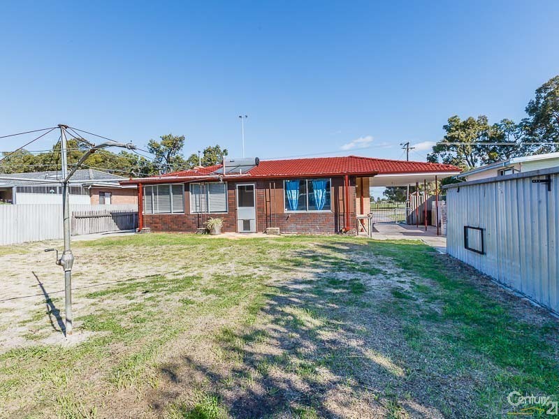 26 Cassidy Road, Thornlie WA 6108