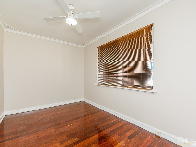 26 Cassidy Road, Thornlie WA 6108