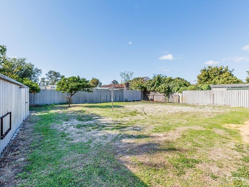 26 Cassidy Road, Thornlie WA 6108
