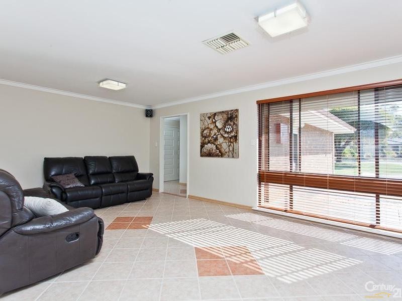 46 Harpenden Street, Huntingdale WA 6110