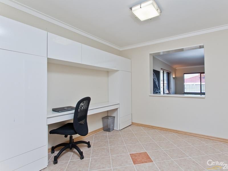 46 Harpenden Street, Huntingdale WA 6110