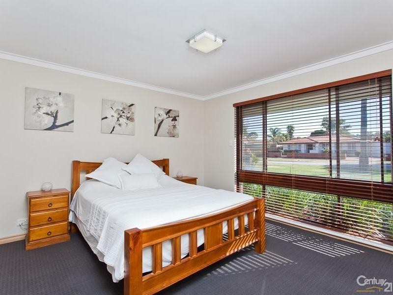 46 Harpenden Street, Huntingdale WA 6110