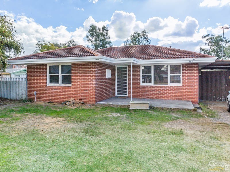 6 Broadley Place, Gosnells WA 6110