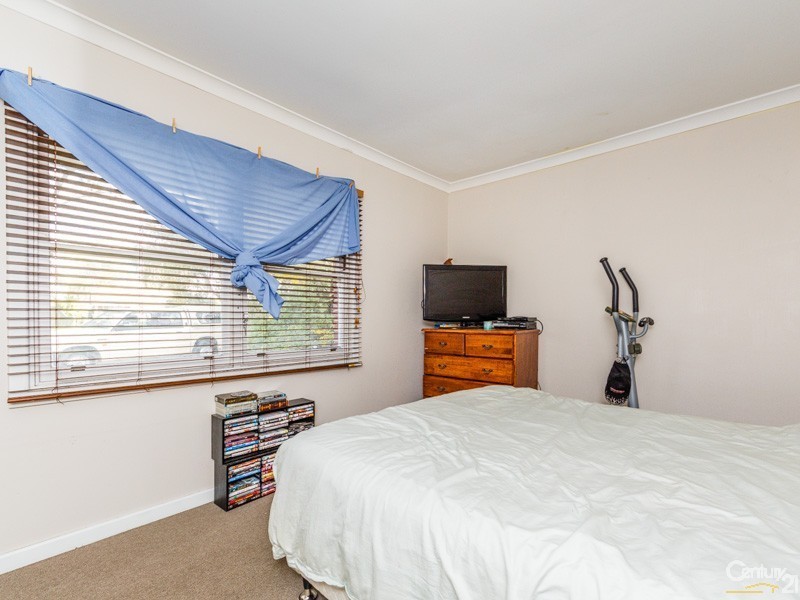 6 Broadley Place, Gosnells WA 6110