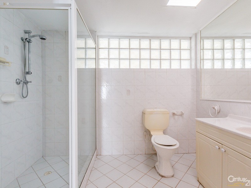 18 Hunt Street, Thornlie WA 6108