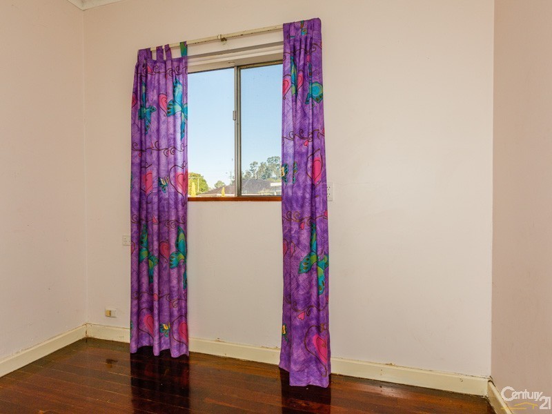 18 Hunt Street, Thornlie WA 6108