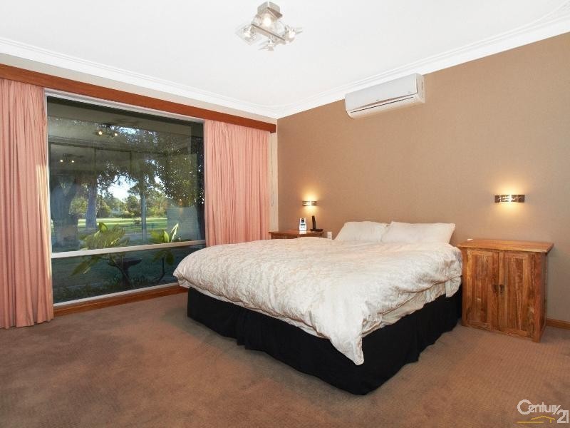 8 Gordon Street, Maida Vale WA 6057