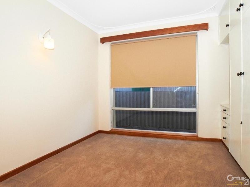 8 Gordon Street, Maida Vale WA 6057