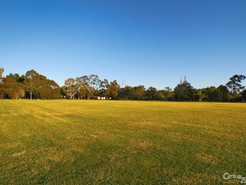 8 Gordon Street, Maida Vale WA 6057