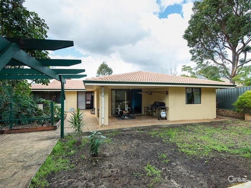 25 Jade Street, Mount Richon WA 6112