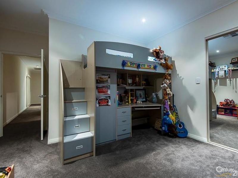 355 Wright Road, Piara Waters WA 6112