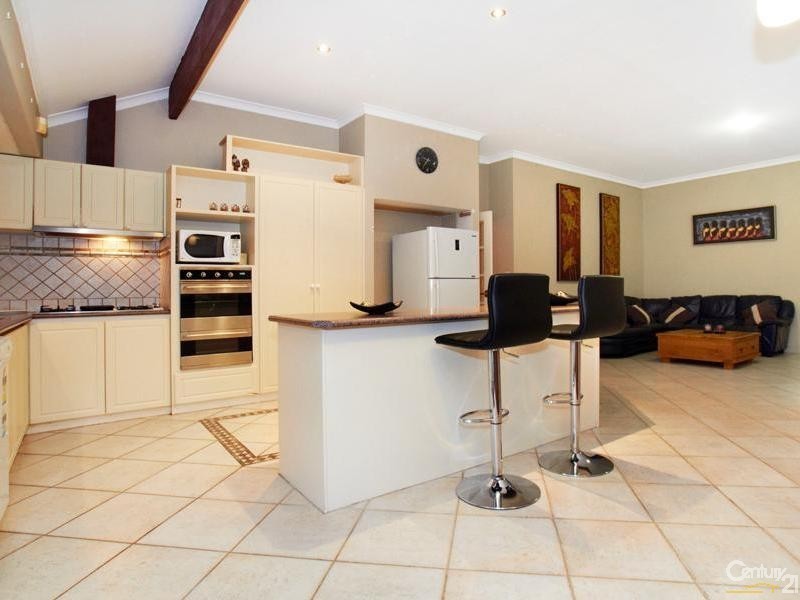 62 Central Park Avenue, Canning Vale WA 6155